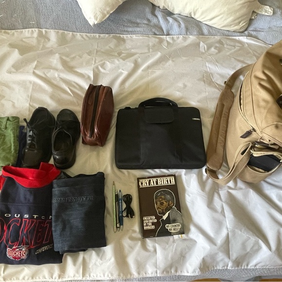 XL Nat Geographic Tan/Khaki Tactical ovnt Briefcase Laptop Computer Messenger. - Picture 2 of 14